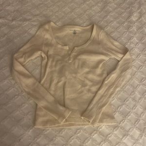 NWOT BRANDY MELVILLE HENLEY